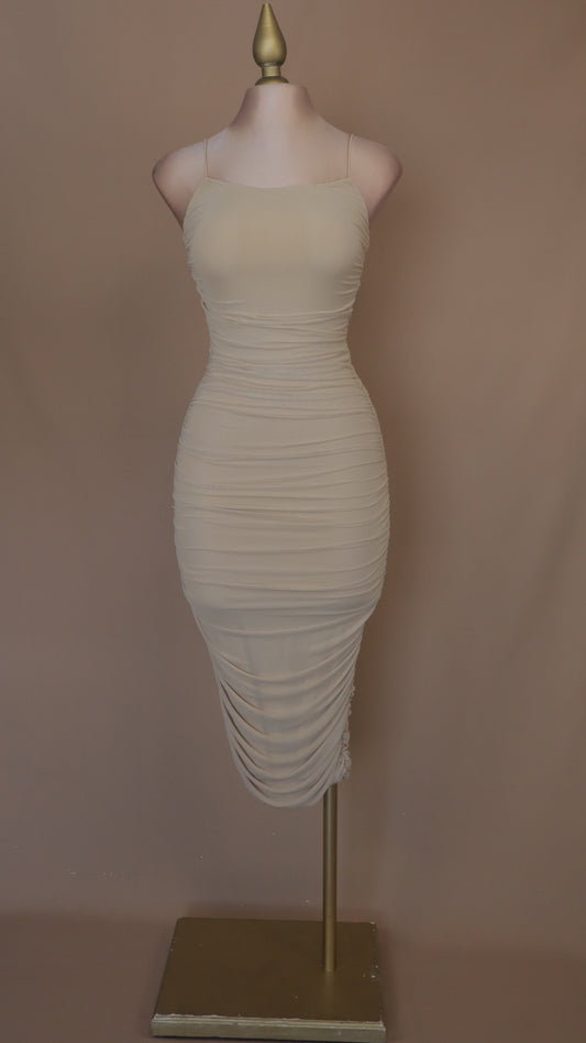 VESTIDO MAXI PLIZADO SENSUAL