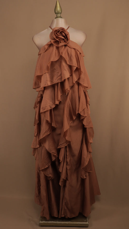 Vestido largo halter y olanes