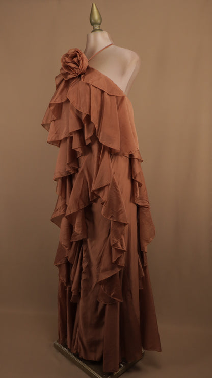 Vestido largo halter y olanes