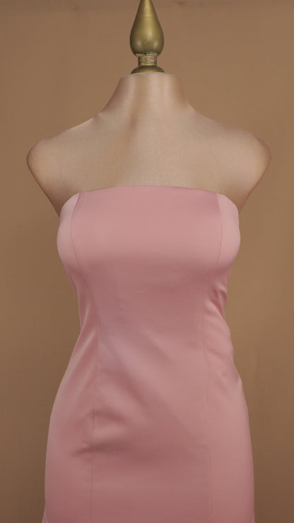 Vestido largo estraple con falda de chiffon