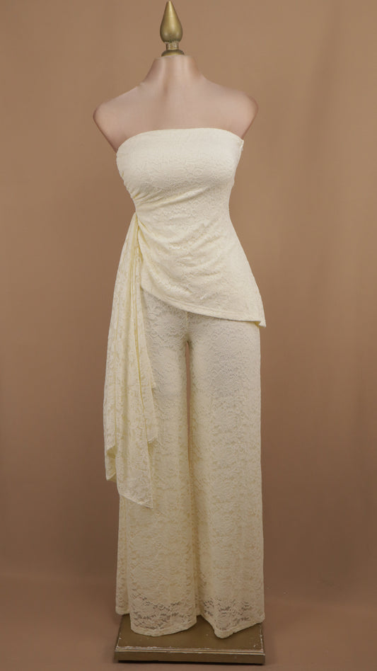 Conjunto de pantalón y blusa estraple de encaje