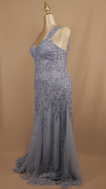 Vestido largo corte sirena con aplicación