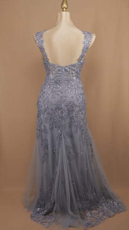 Vestido largo corte sirena con aplicación