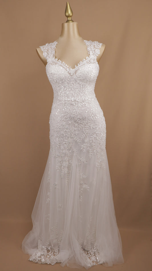 Vestido largo corte sirena con aplicación