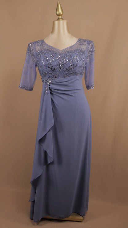 Vestido largo plus size con manga y aplicación