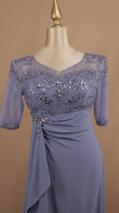 Vestido largo plus size con manga y aplicación