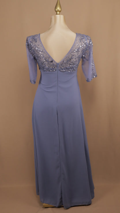 Vestido largo plus size con manga y aplicación