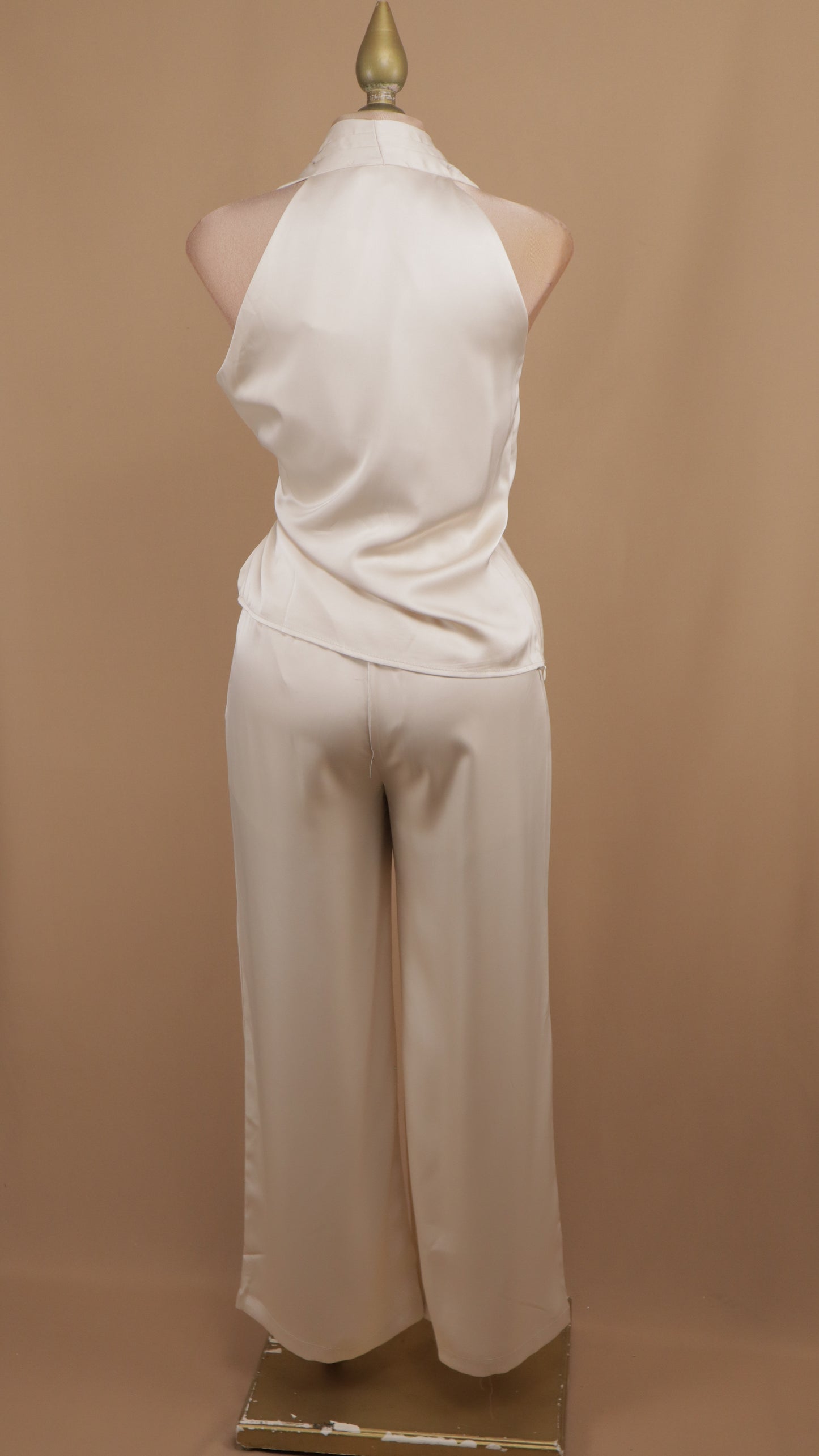 Conjunto satinado cuello halter