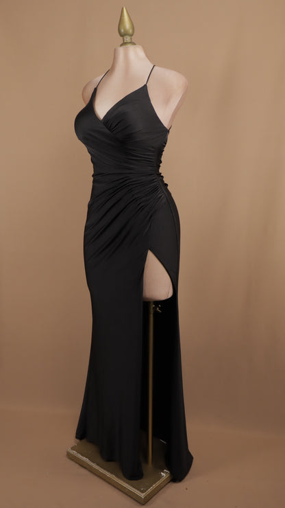 Vestido largo escote en V con corset y abertura