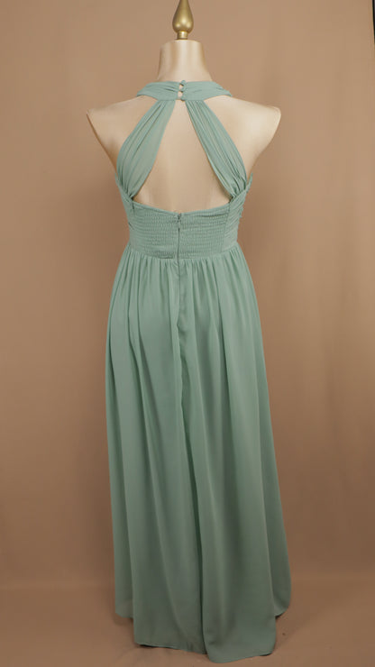 Vestido largo plus size con cuello halter y escote en la espalda