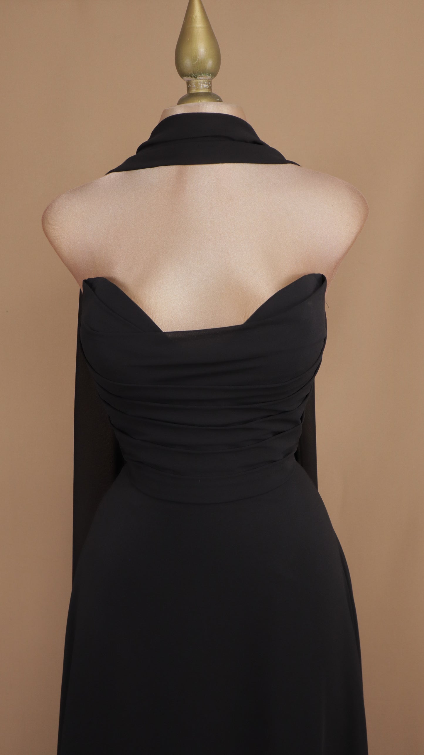Vestido largo estraple con corset