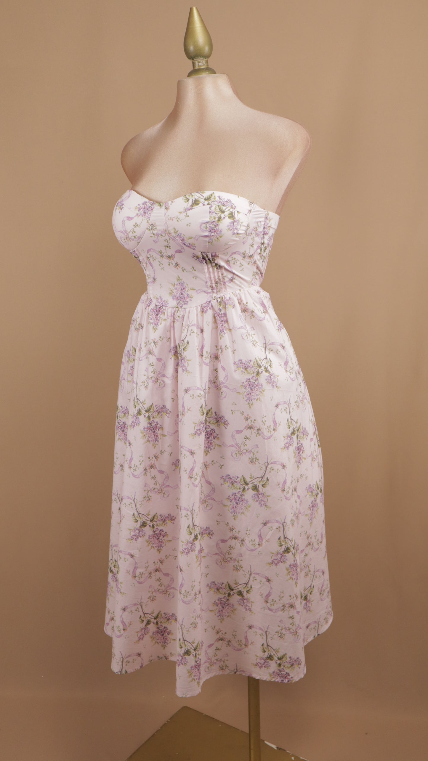 Vestido midi estraple yestampado