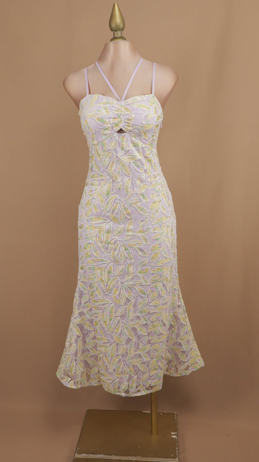 Vestido midi estampado y tipo cuello halter