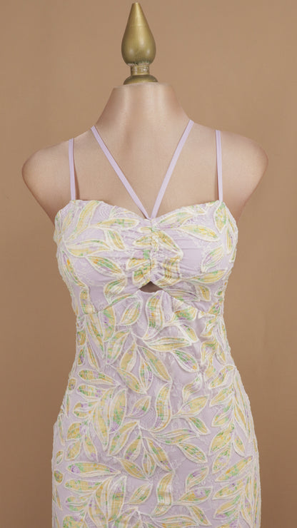 Vestido midi estampado y tipo cuello halter