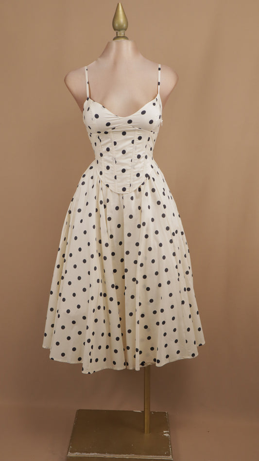 Vestido midi boleado de tirantes