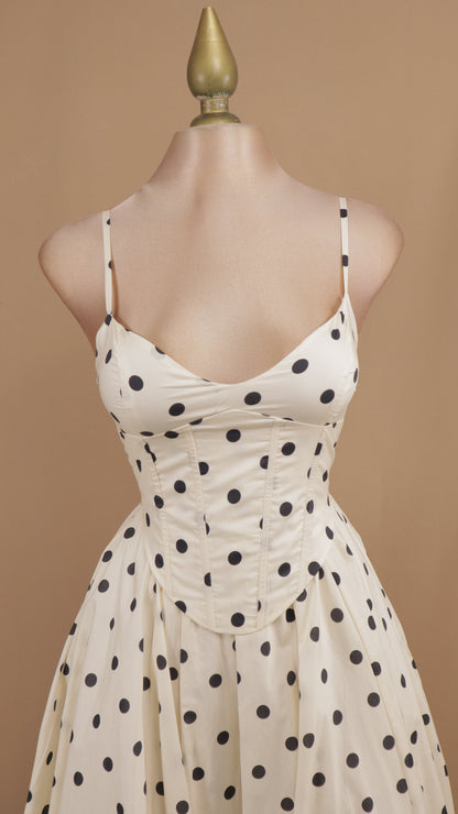 Vestido midi boleado de tirantes