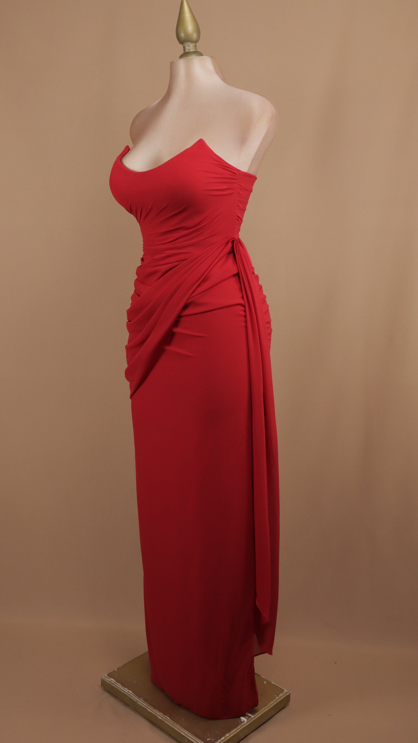 Vestido largo estraple con corset