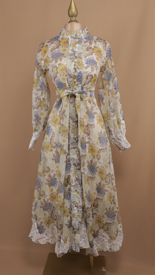 Vestido midi estampado manga larga