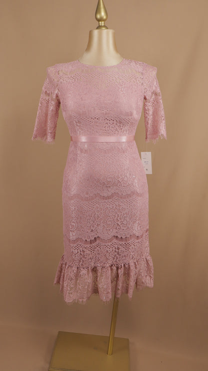 Vestido talla extra de encaje con olan en falda