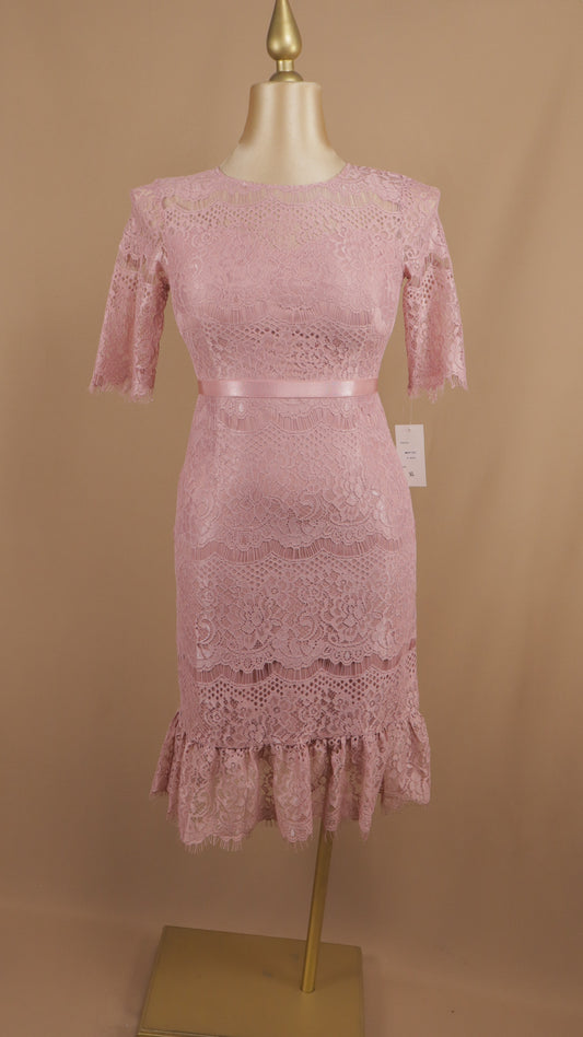 Vestido talla extra de encaje con olan en falda