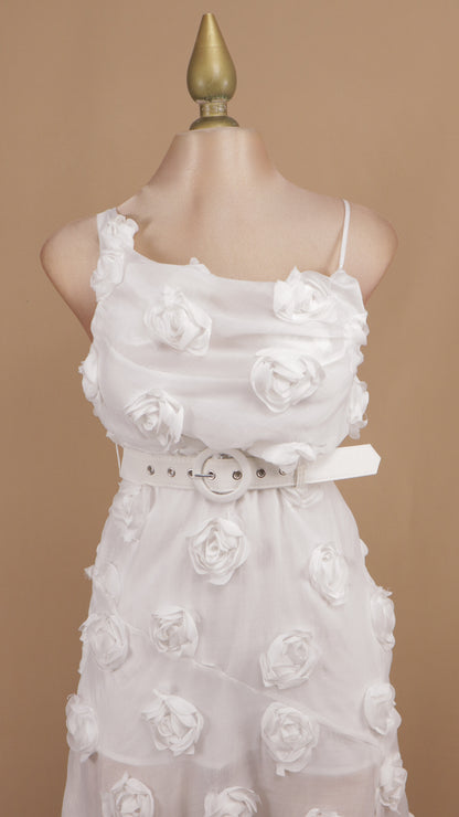 Vestido midi con flor en 3D y cinto