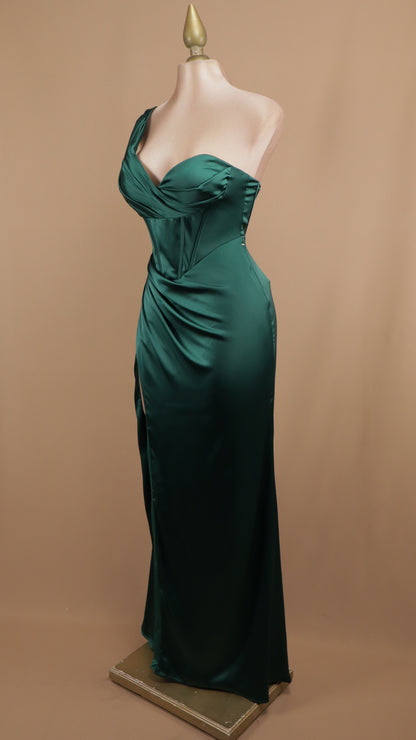 Vestido largo satinado asimétrico