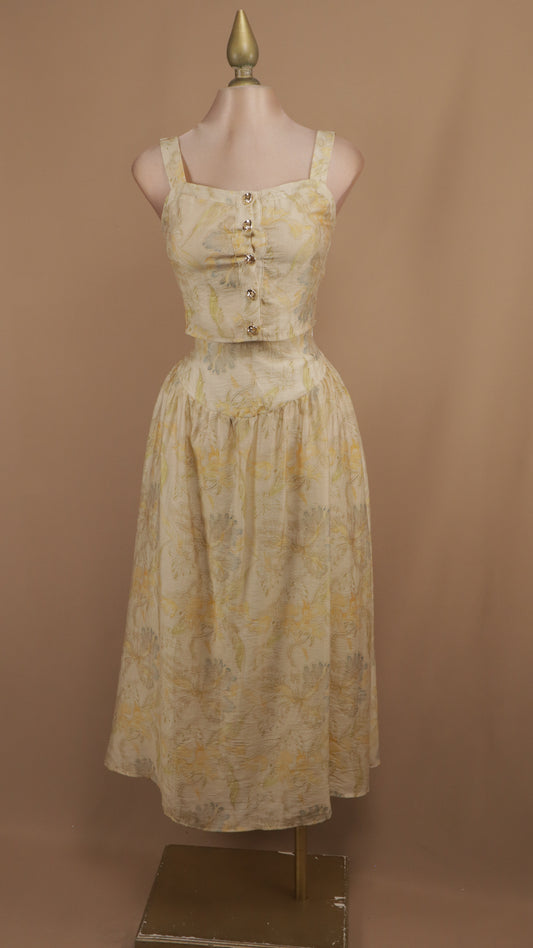 Conjunto de falda y blusa estampado