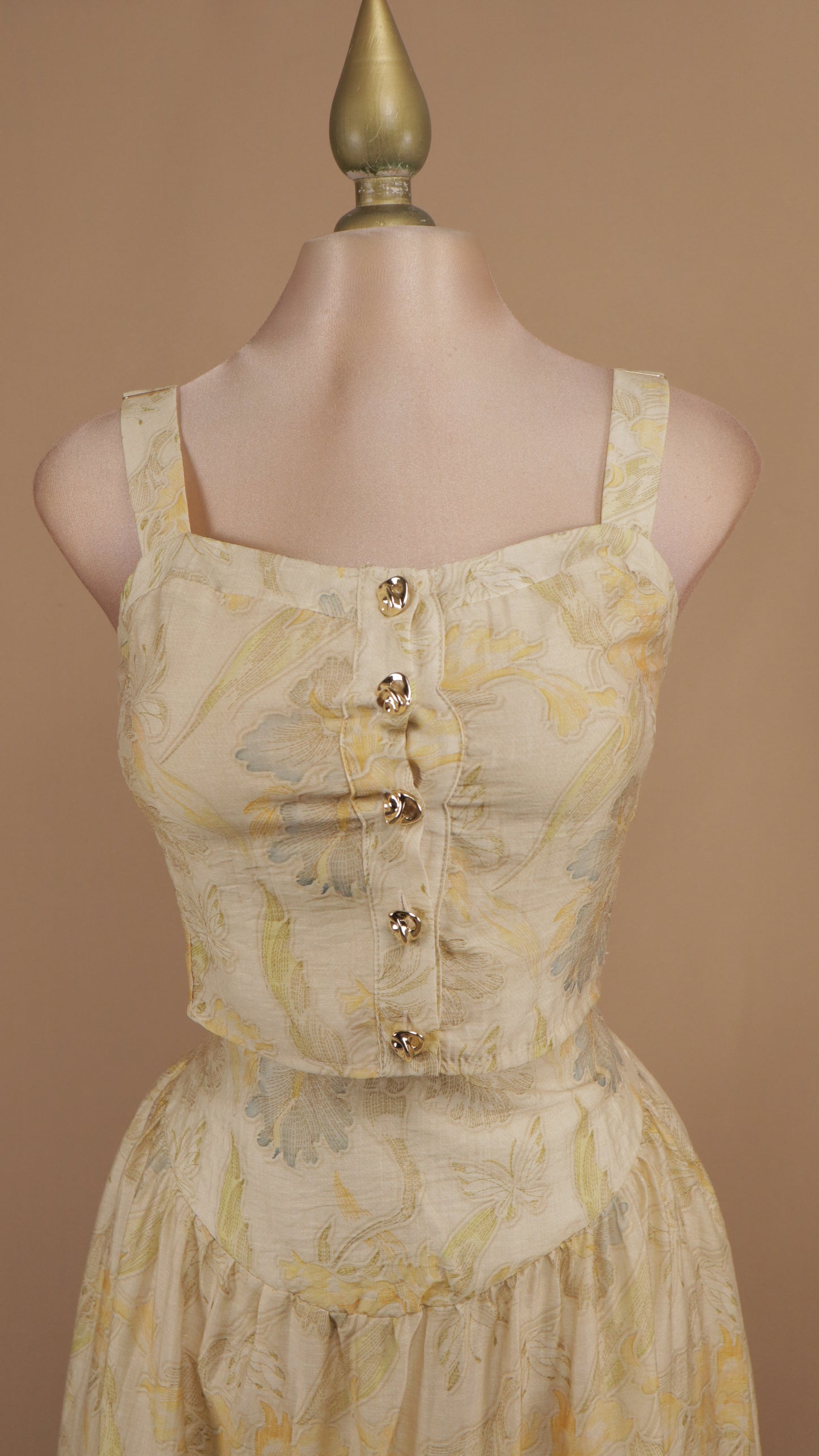 Conjunto de falda y blusa estampado