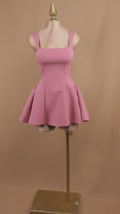 Vestido corto en línea A