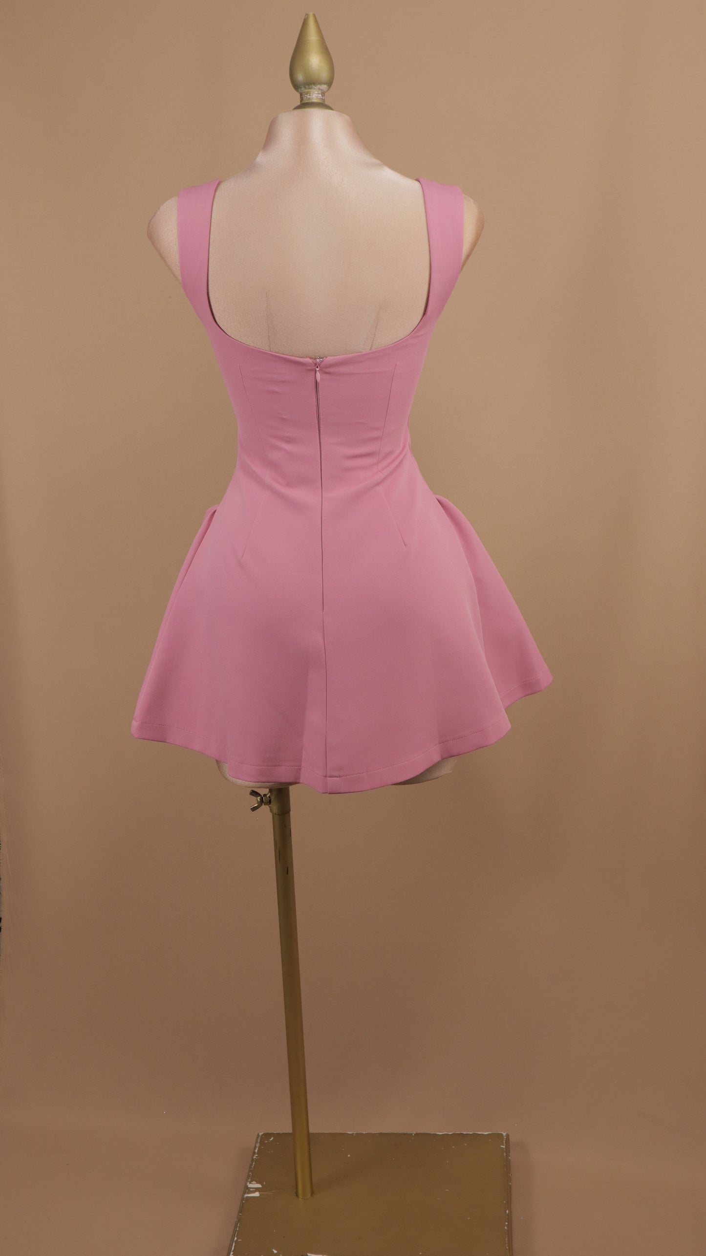 Vestido corto en línea A