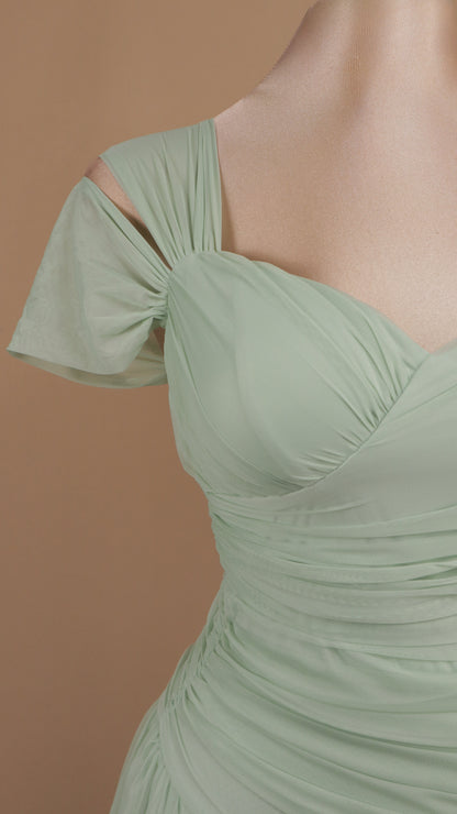 Vestido largo de pliegues en línea A y asimétrico