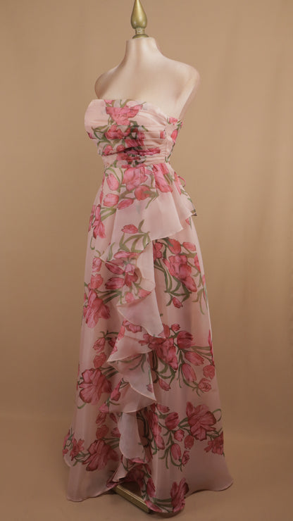 Vestido largo estampado straple con escarola y corset