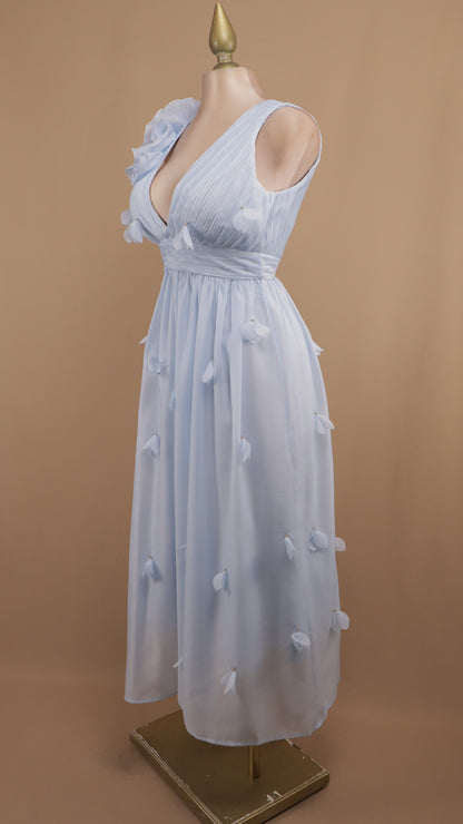 Vestido midi escote en V con flor en 3D