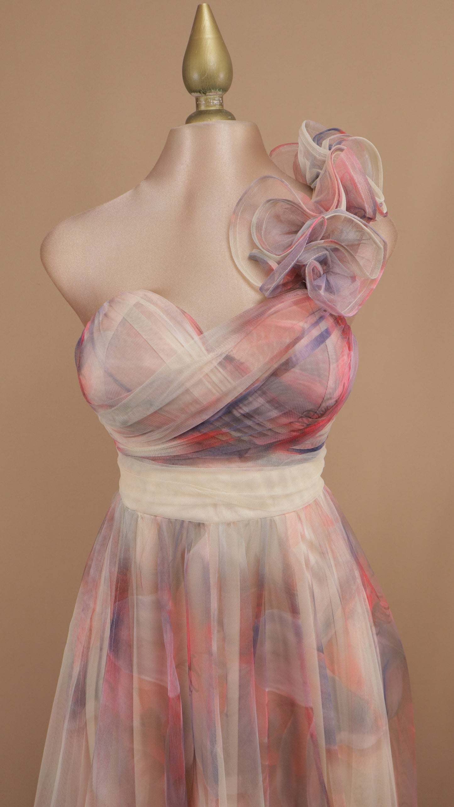 Veestido largo estampado con escarola