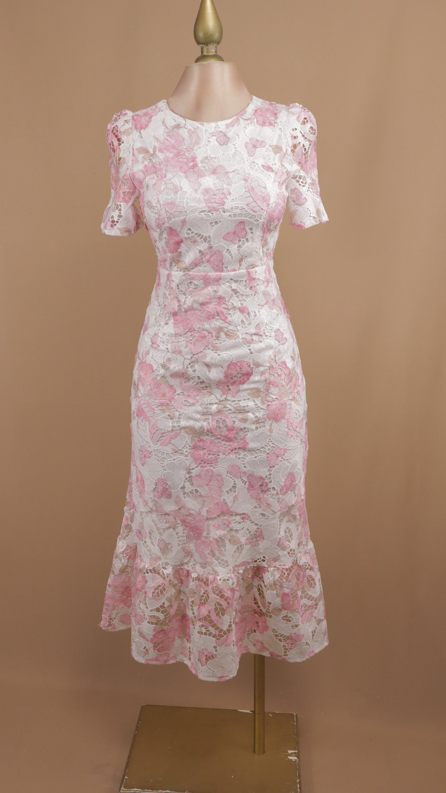 Vestido midi estampado de encaje