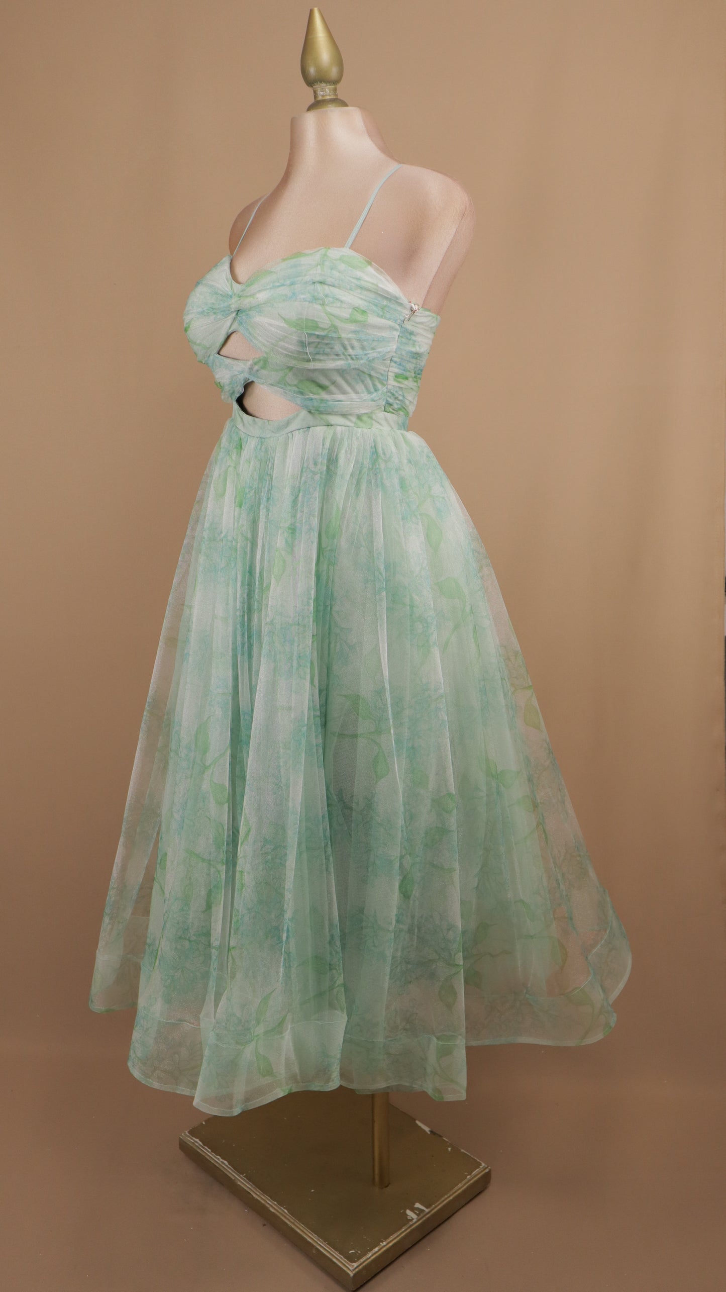 Vestido midi estampado con escote en busto