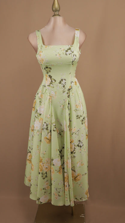 Vestido midi escote cuadrado y en la espalda