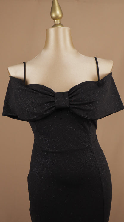 Vestido midi plus con destellos y al hombro