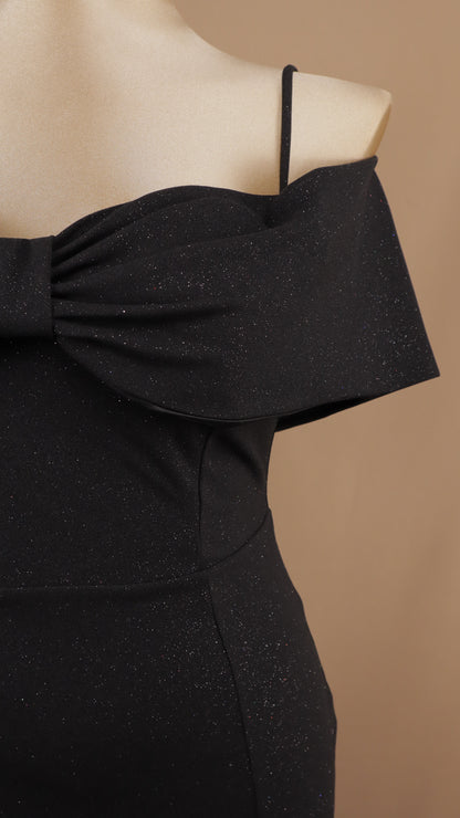 Vestido midi plus con destellos y al hombro