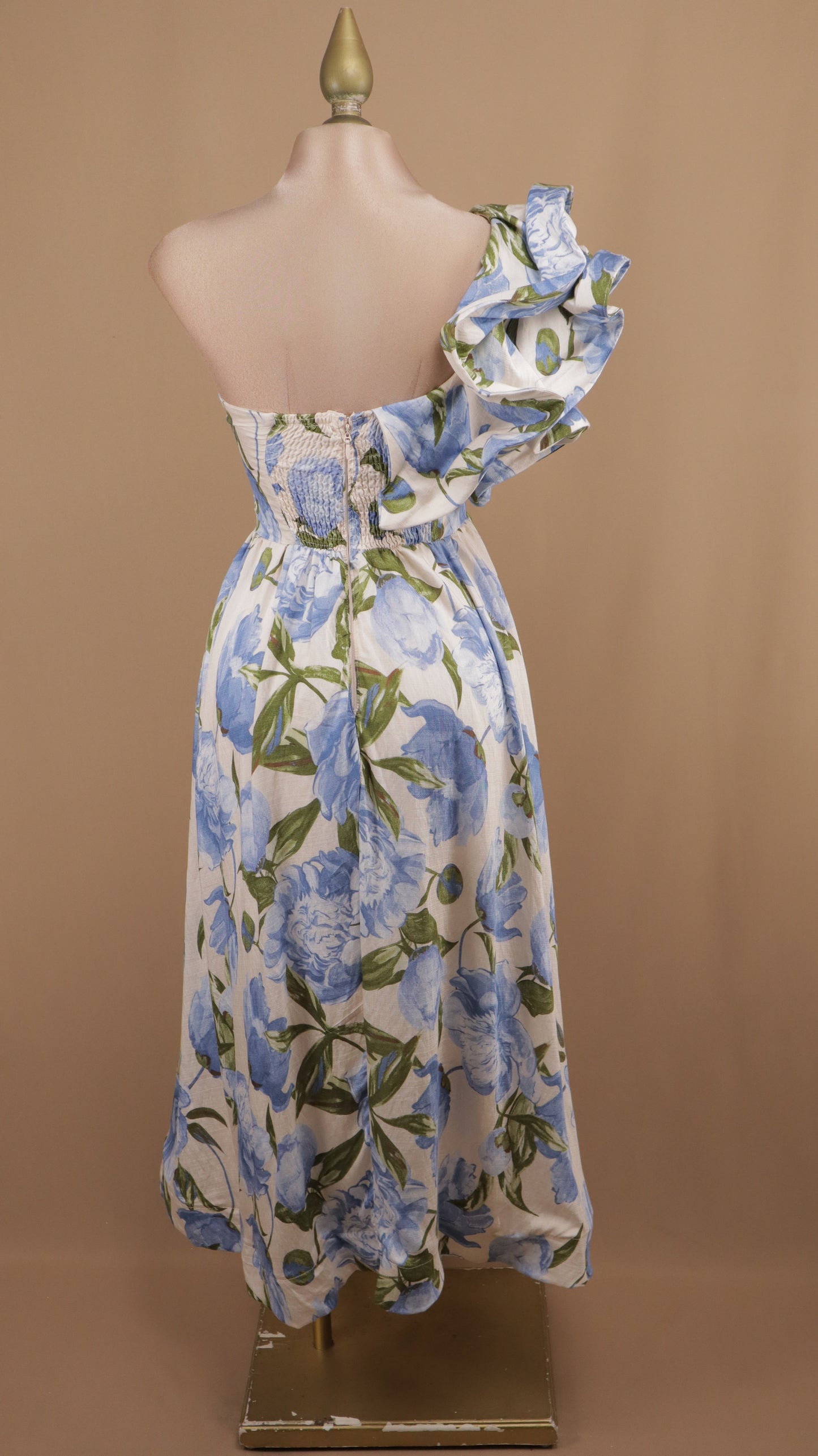 Vestido midi asimétrico estampado con escarola