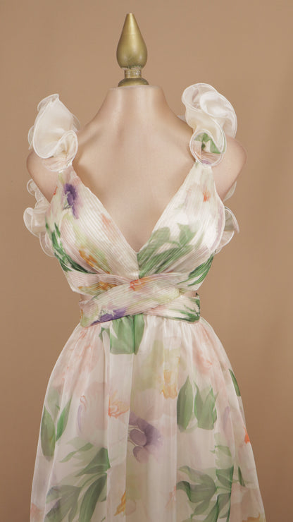 Vestido largo estampado con escarolas y escote en V