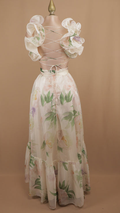 Vestido largo estampado con escarolas y escote en V