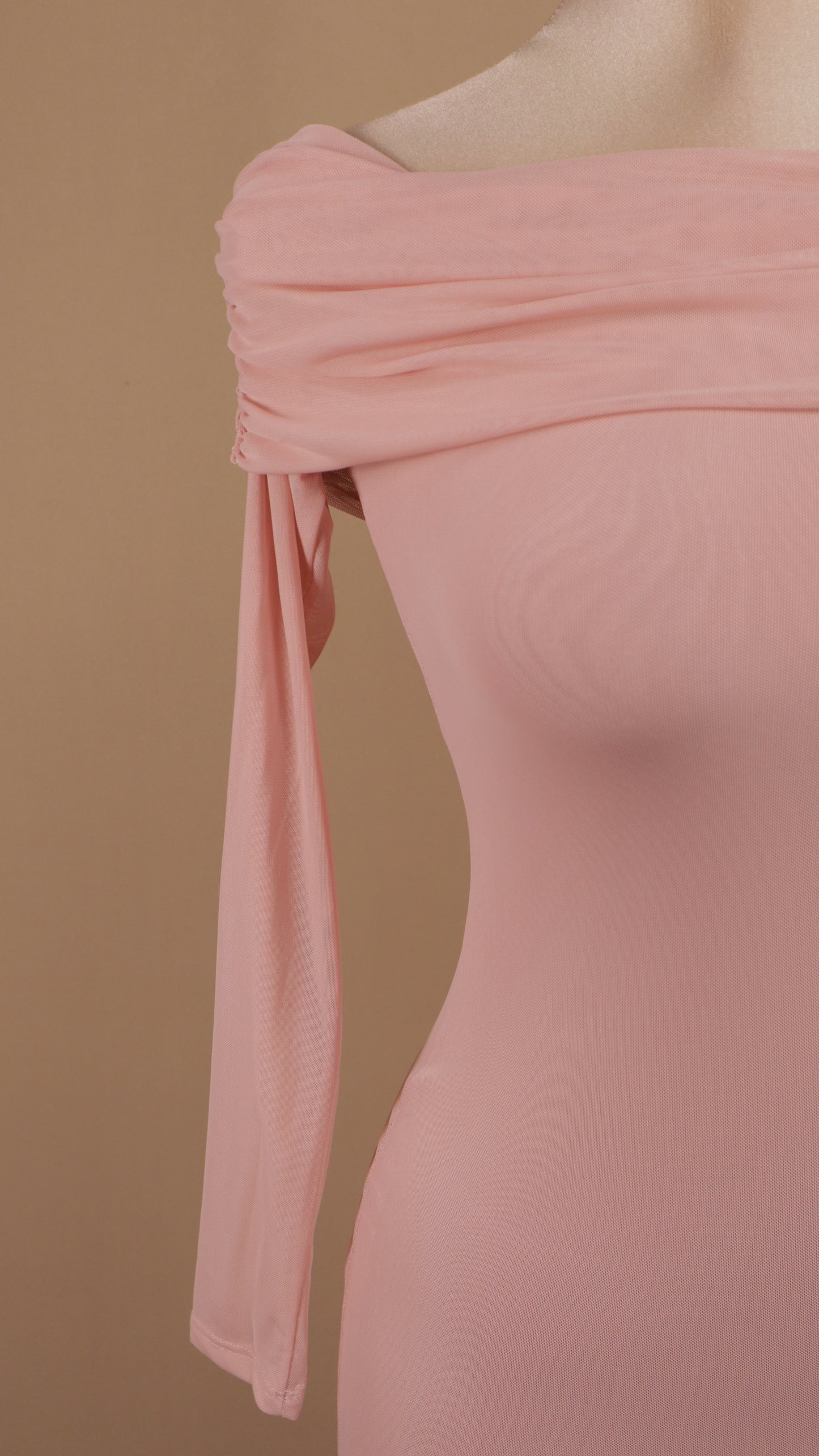 Vestido largo estraple manga larga