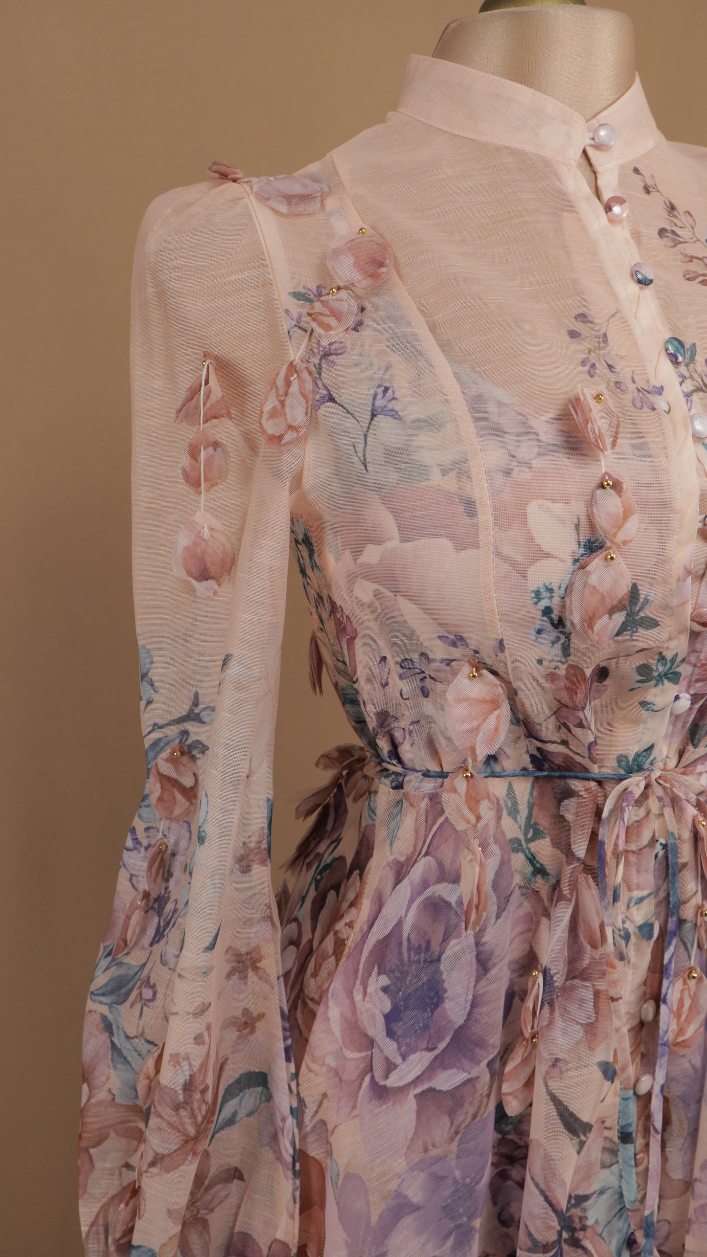 Vestido midi estampado manga larga
