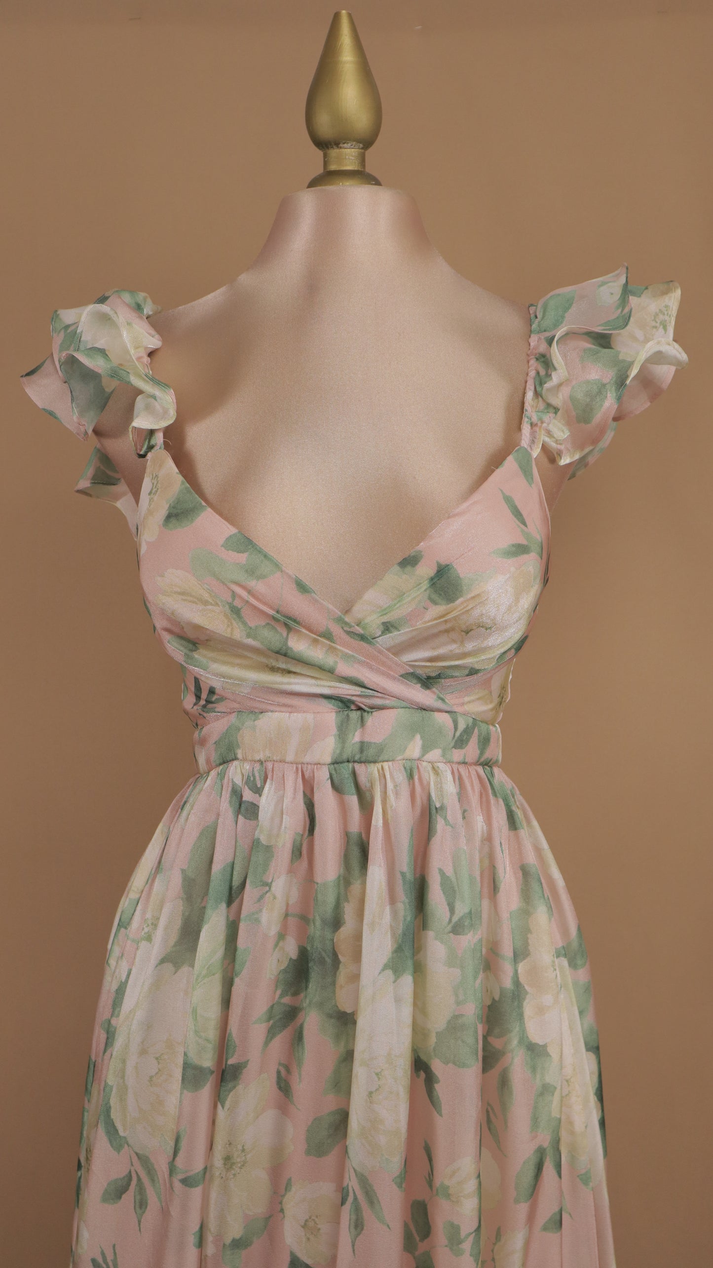 Vestido largo floreado imperio