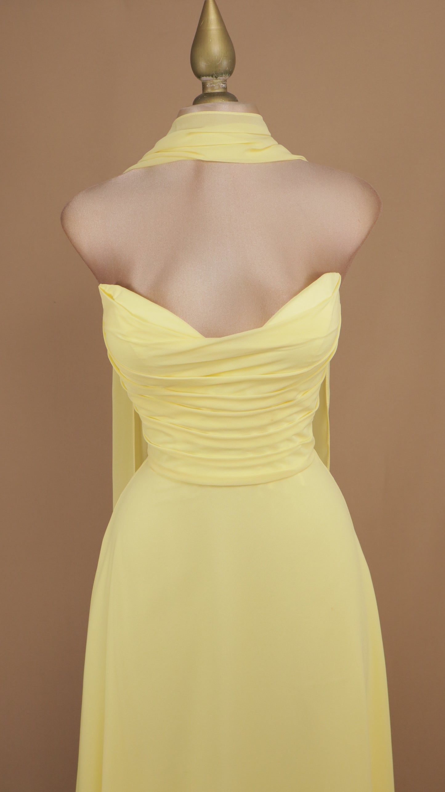 Vestido largo estraple con corset