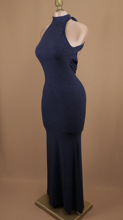 Vestido largo cuello halter con destellos