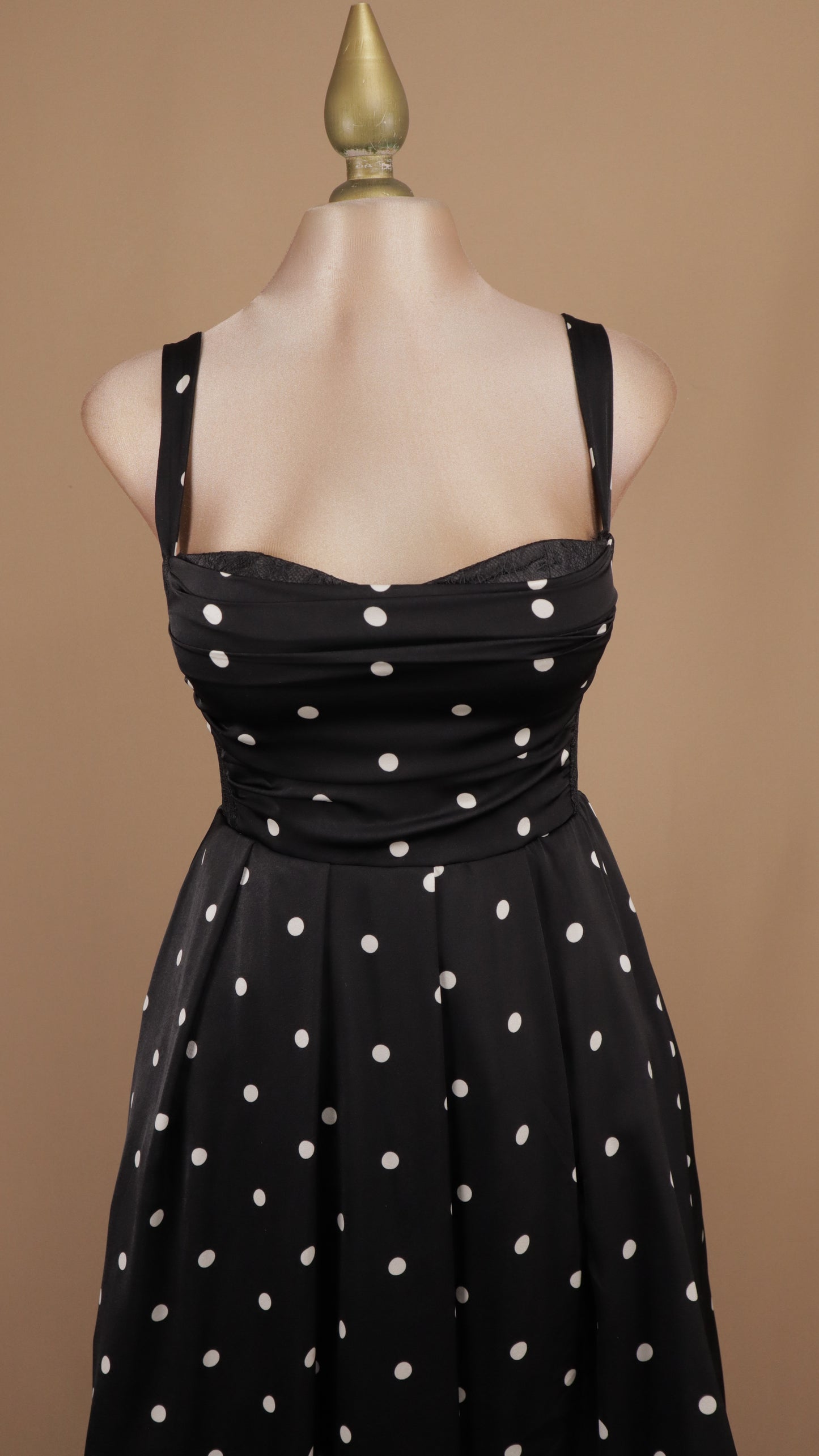 Vestido maxi boleado de tirantes