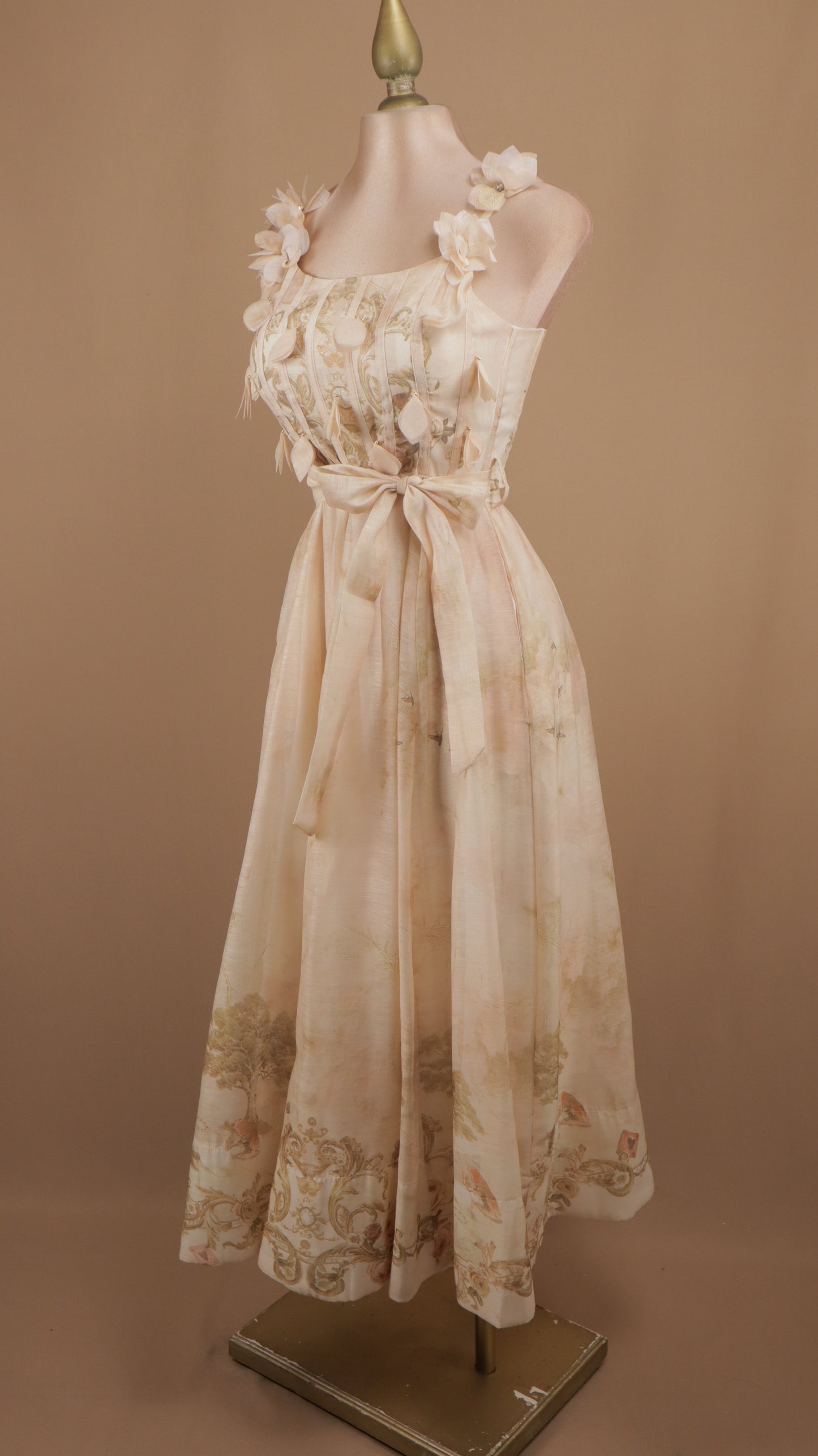 Vestido midi estampado de flores en 3D