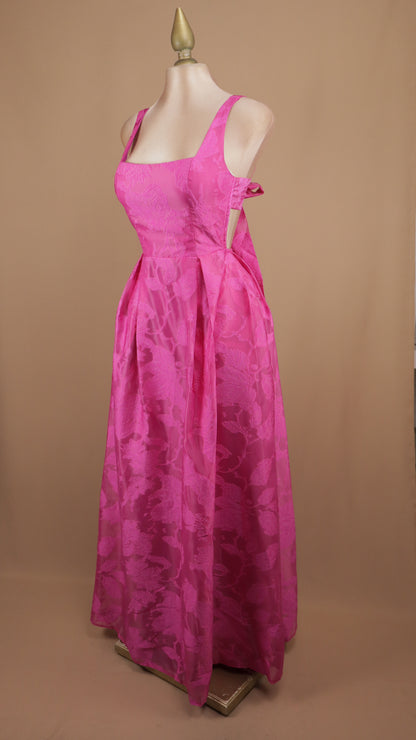 Vestido largo escote cuadrado y en espalda